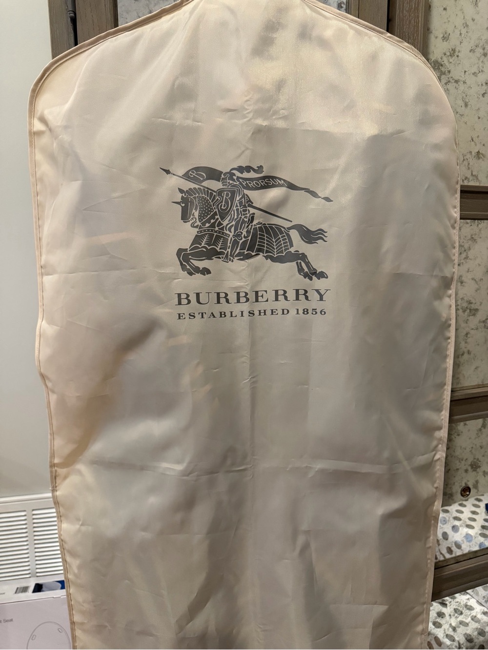 RARE Burberry Prorsum Trench Coat with Bee Graphic - Picture 6 of 6
